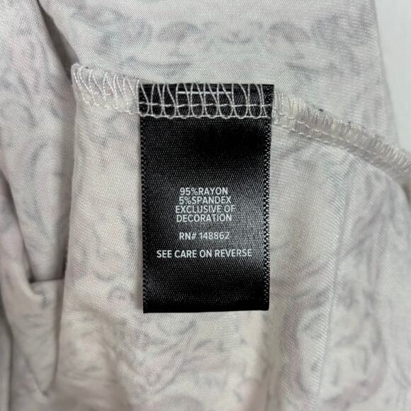 Torrid Super Soft Strapless Peplum Top NWT Size 2 - Picture 5 of 5